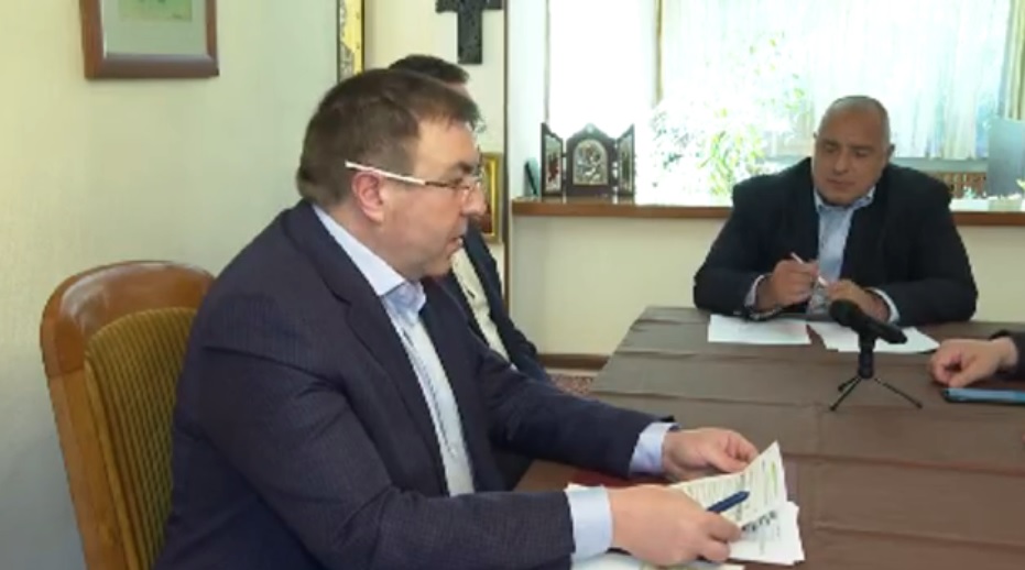 Проф. Ангелов: Вървим изключително добре като темп на ваксинация, третата вълна у нас почти не се усети (ВИДЕО)