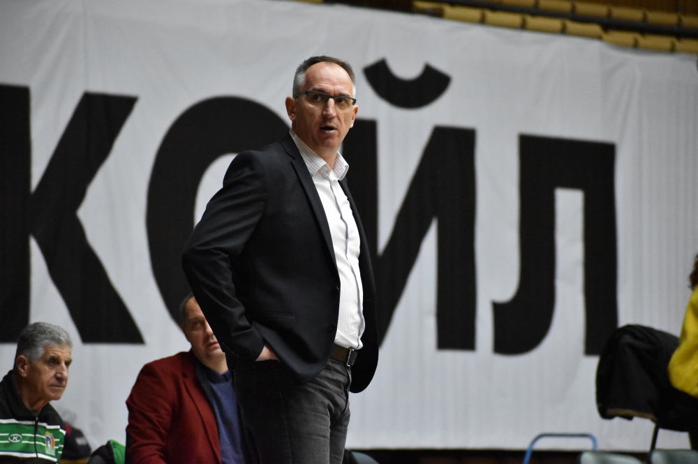 В „Балкан“ се оплакаха от съдиите след загубата от „Левски Лукойл“ в плейофите