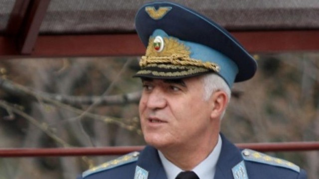 Почина генерал Никола Колев