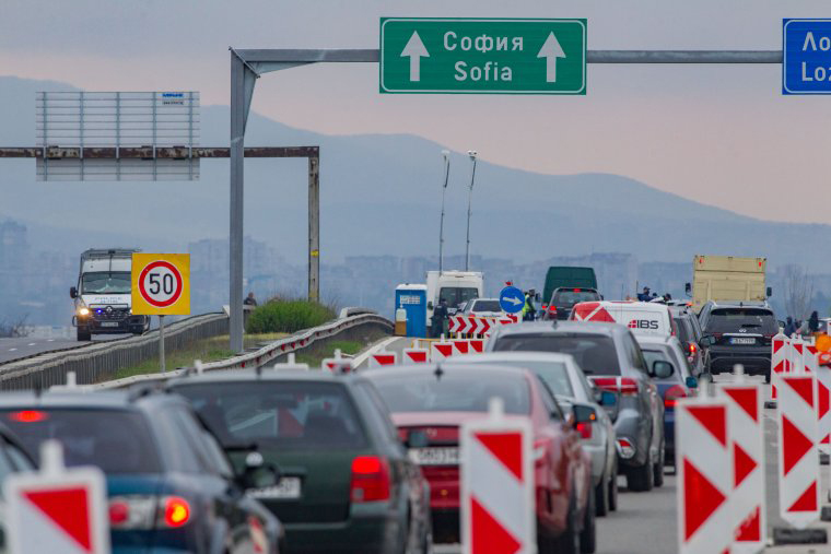 400 000 коли обратно в столицата