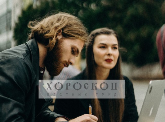 Хороскопът на Алена: Полезни запознанства за Водолеите, на Рибите не им се работи