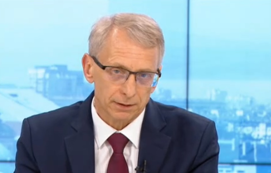 Проф. Николай Денков: Няма причина да се удължава учебната година