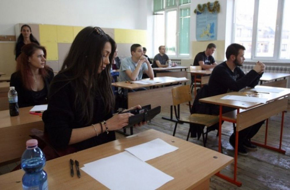 Вариант 1 се падна на матурата по избор
