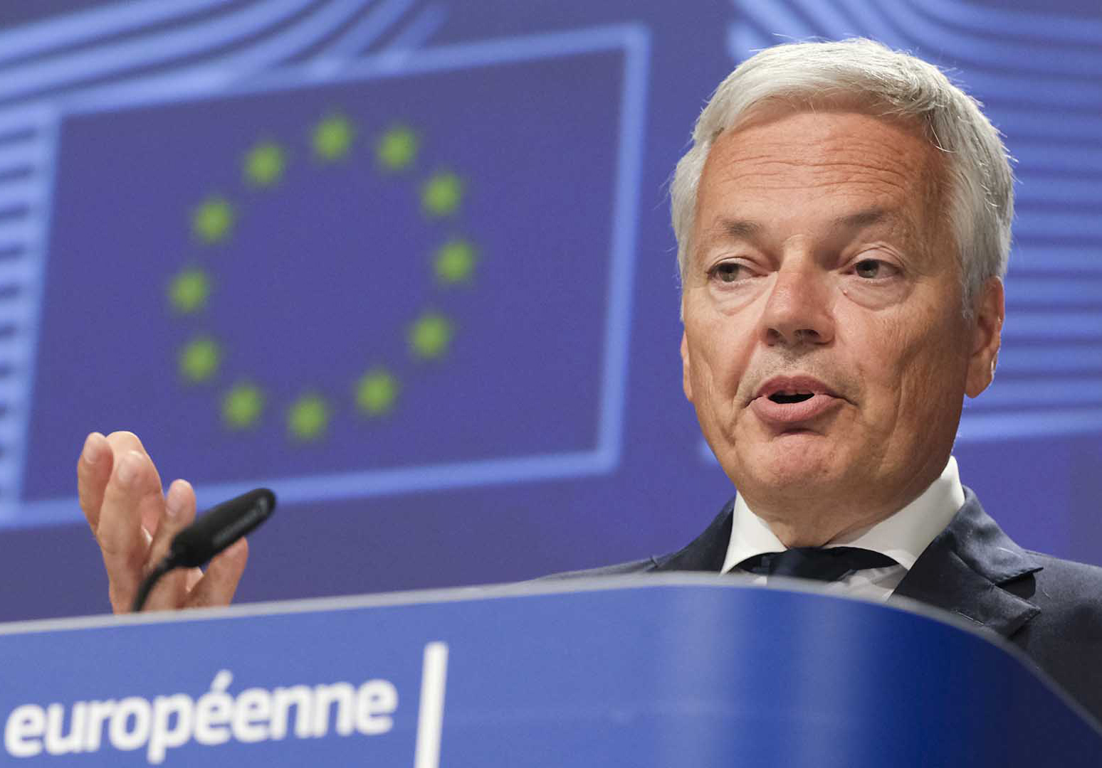 Еврокомисарят по правосъдието Дидие Рейндерс: Зеленият Covid сертификат трябва да заработи от 1 юли