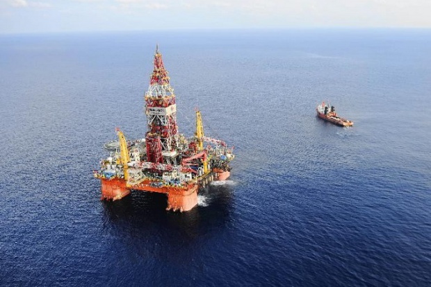 Нефтен разлив в Черно море край Русия