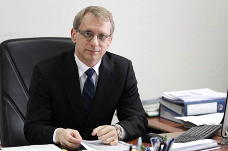 Николай Денков: Столична община абдикира от свое основно задължение - да осигури места в общинските детски градини