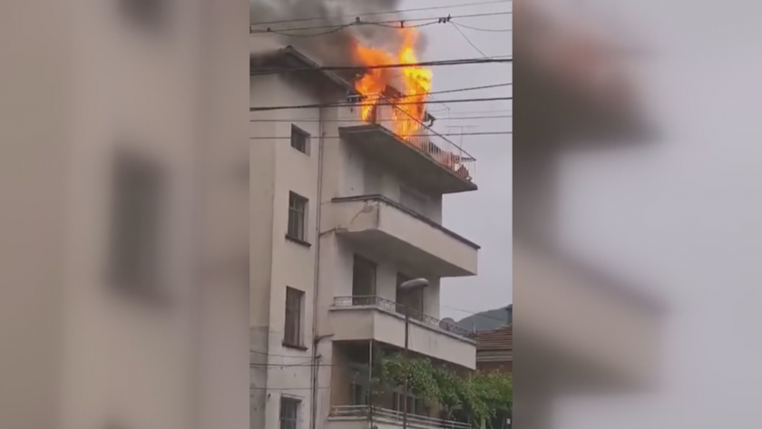 Човек е загинал при пожар в жилищен блок в Асеновград