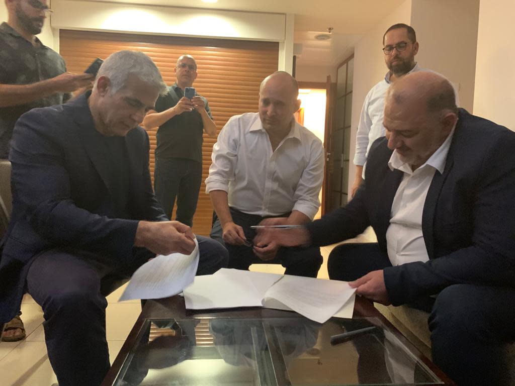 Край на ерата Нетаняху в Израел, опозицията ще прави коалиционен кабинет