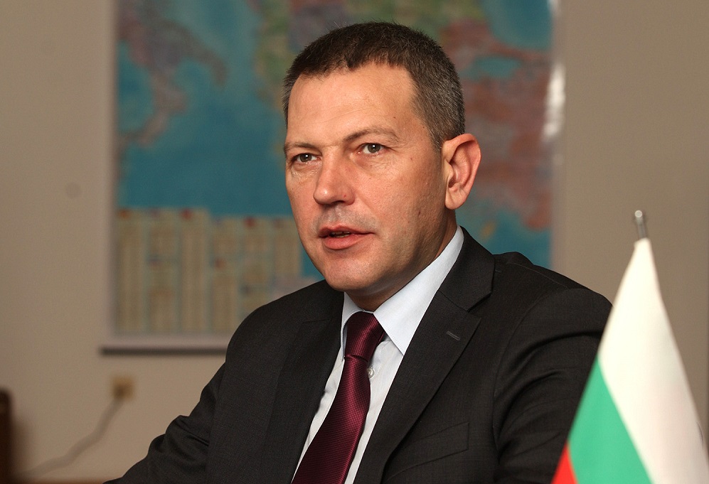 Служебният министър на транспорта назначи одит на договора за охрана на БДЖ