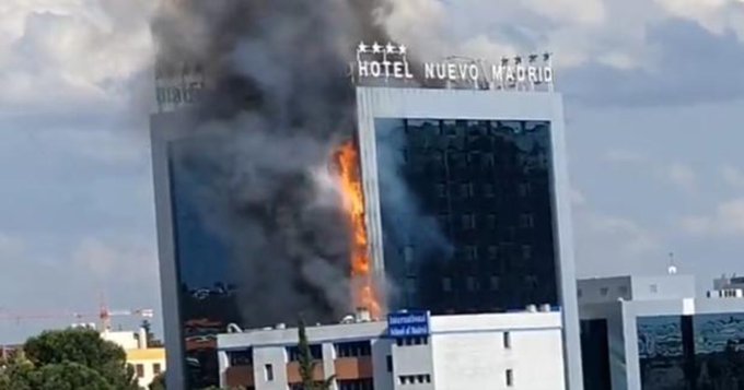 200 души са евакуирани заради пожар в хотел в Мадрид (ВИДЕО)