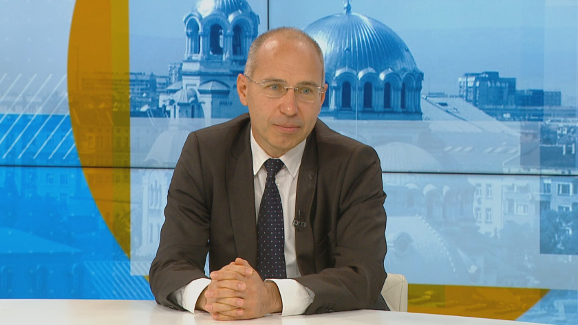 Директорът на "Сиела Норма": ЦИК прави много грешни сметки