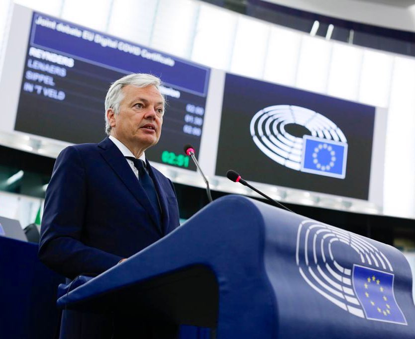 Eврокомисарят по правосъдието призова страните в ЕС да въведат ваксинационните сертификати до 1 юли