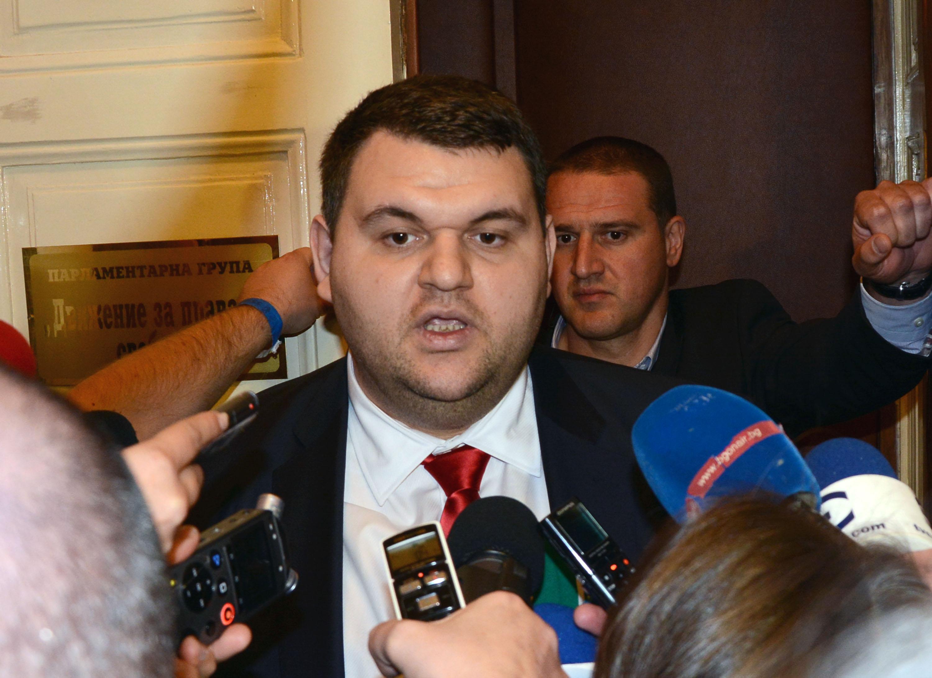 Делян Пеевски: Финансовото министерство лъже, че имам фирма в САЩ
