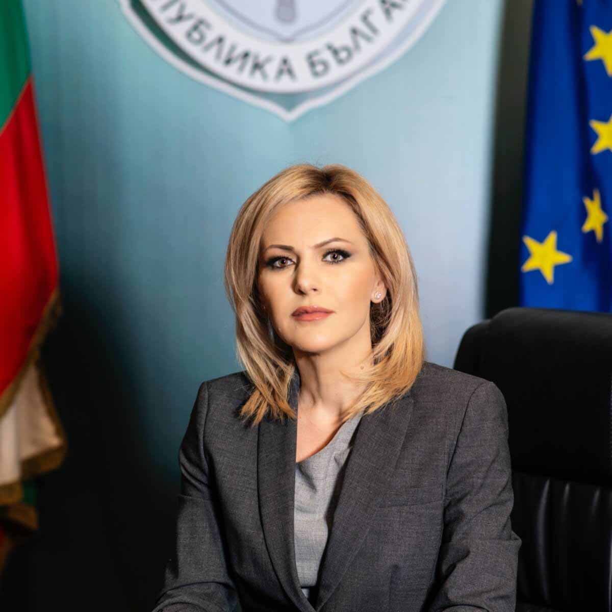 Сийка Милева за протест пред Съдебната палата: Няма да коментирам политически акции на подсъдимо лице