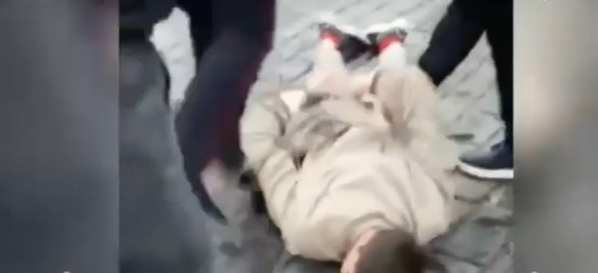 Руската полиция задържа мъж, инсценирал самоубийство със стрелба на Червения площад (ВИДЕО)