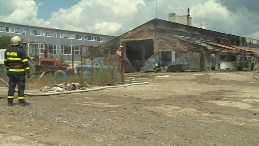 Пожар горя в земеделска кооперация в Бяла