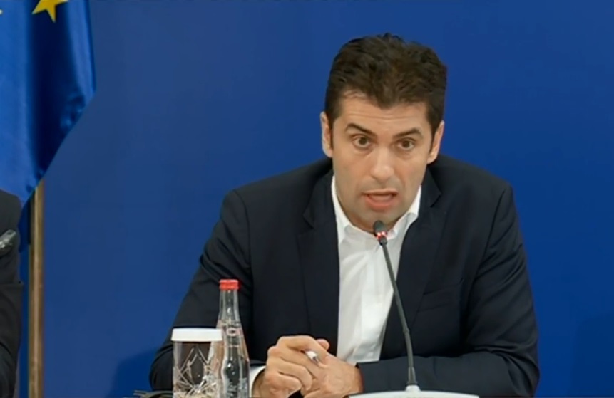 Кирил Петков: Разпоредих всички завършени язовири да влязат веднага в експлоатация