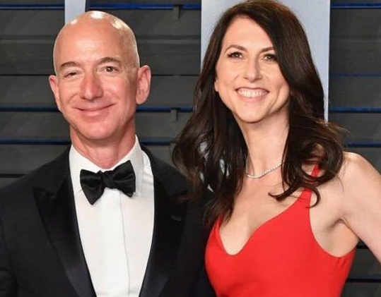 Бившата съпруга на Джеф Безос дарява на организации 2,7 млрд. долара