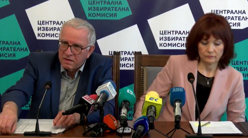 Цветозар Томов, ЦИК: Близо 72 000 са подадените заявления за гласуване в чужбина (ВИДЕО)