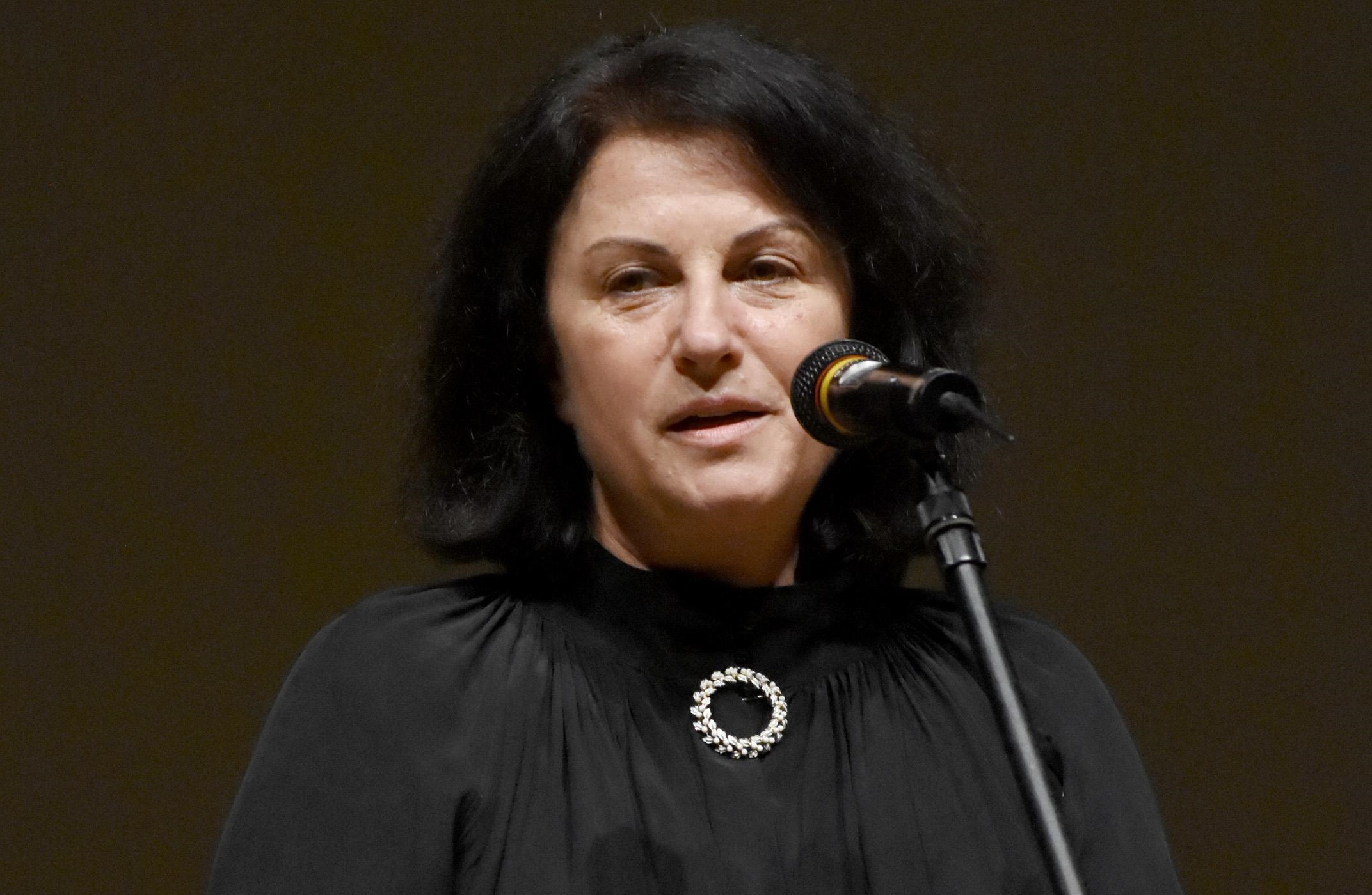 Министър Минеков уволни дисциплинарно директорката на Национален филмов център