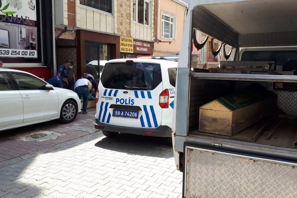 Шест души се отровиха с фалшив алкохол в Турция