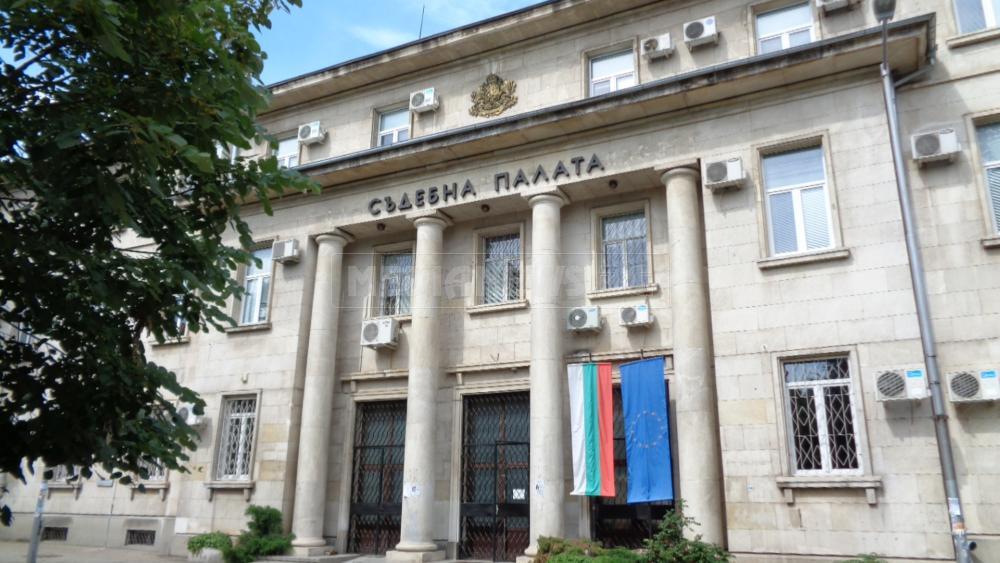 18 години затвор за ревнивец, заклал жена си