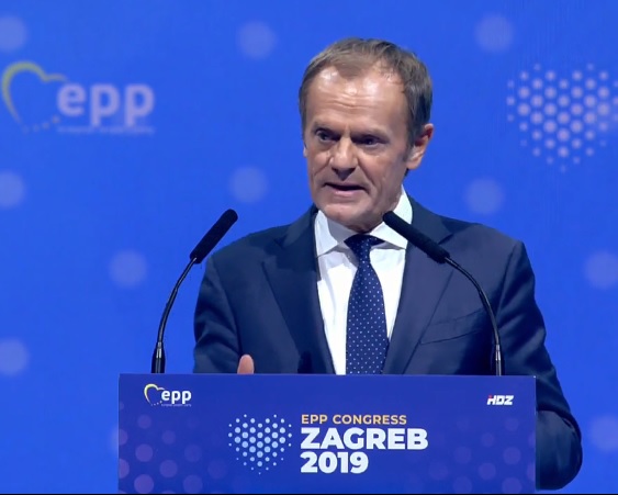 Туск ще се оттегли като председател на ЕНП