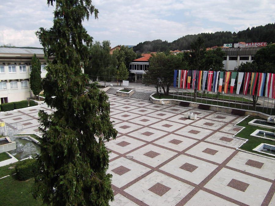 КПКОНПИ влезе в община Хаджидимово заради лимузината на кмета