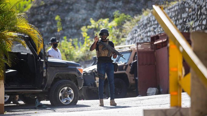 Първата дама на Хаити е в критично състояние