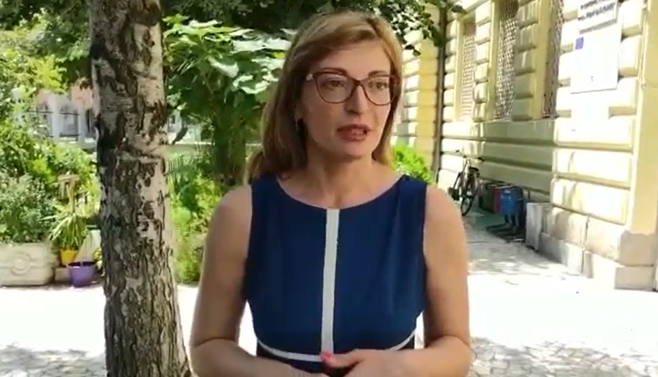 Захариева: Гласувах, за да се се върнем към нормалността и да спрем този хаос в последните 2 месеца (ВИДЕО)