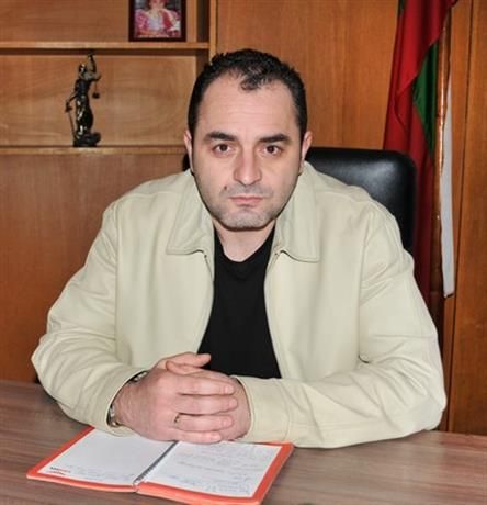 Областната дирекция на МВР във Велико Търново е останала без топ криминалист два дни преди изборите