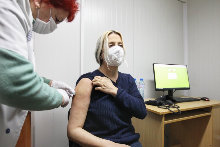 Бонус отпуск след ваксина не блазни учители