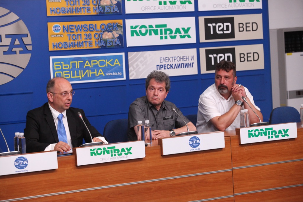 Тошко Йорданов на въпрос на "Труд": Не е задължително по закон лидерът на партия да е премиер