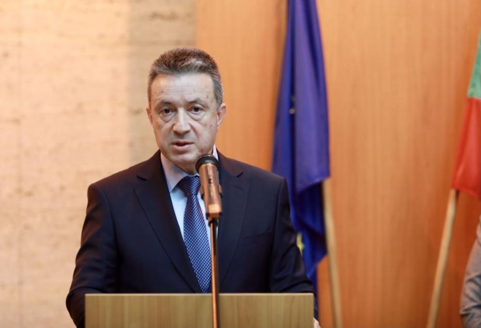 Внасят предложение за освобождаване на Гешев (обзор)