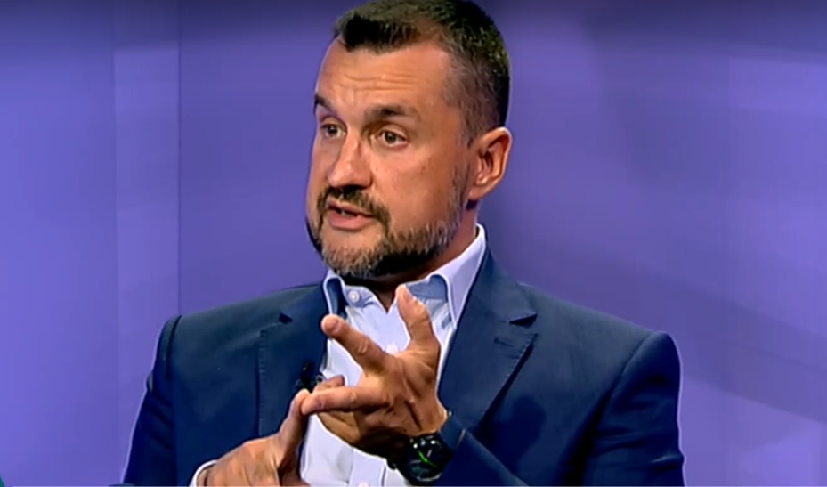 Политологът Калоян Методиев: "Има такъв народ" върви към несистемна неолиберална формация