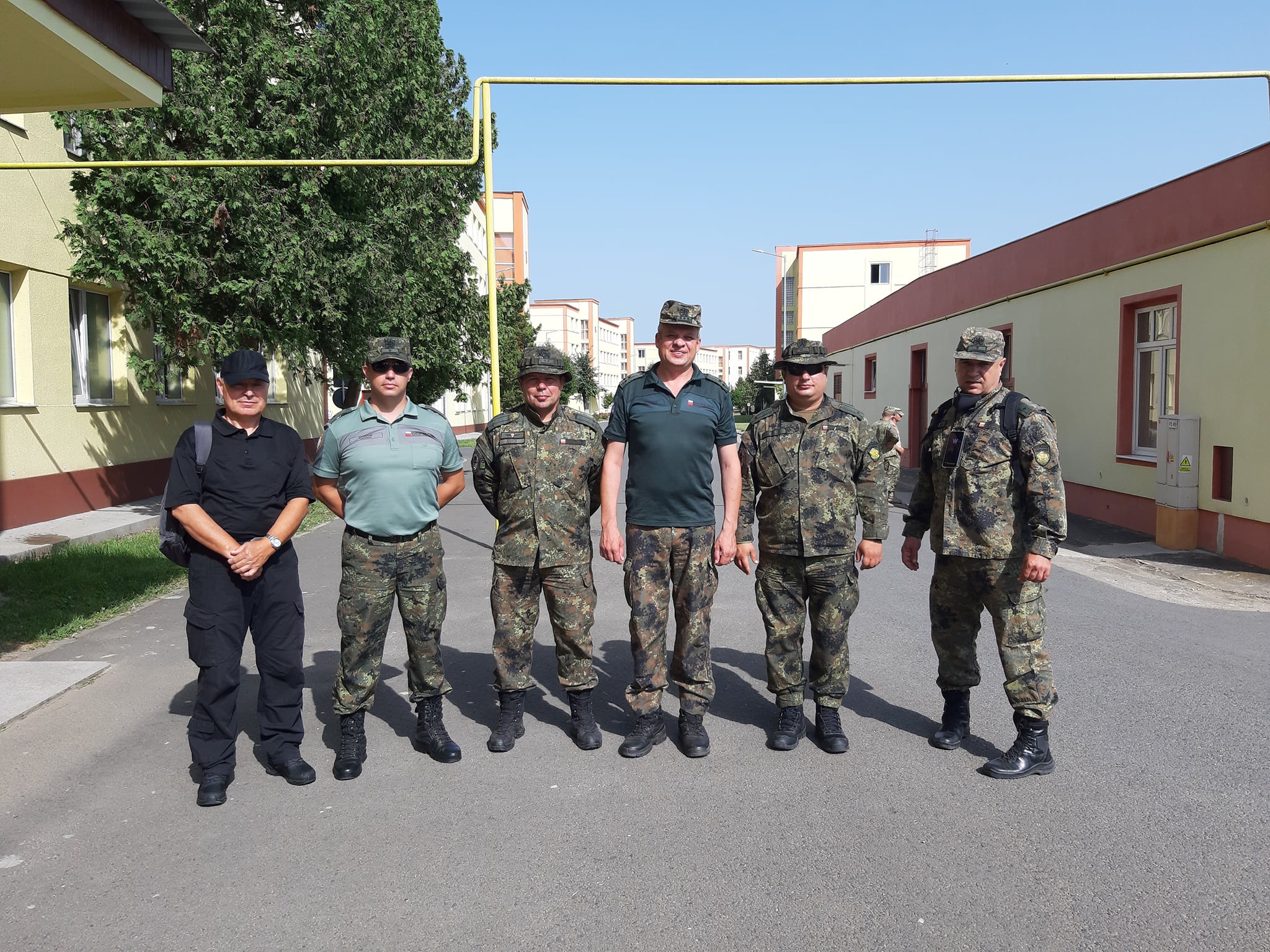 Делегация от НВУ посети академия „Николае Балческу“ в Сибиу по програма „Еразъм +“