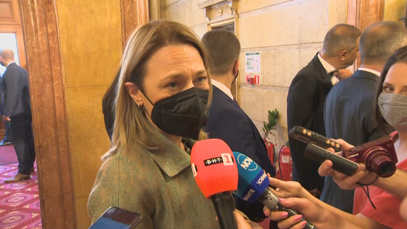 Ива Митева: Хубаво е председателят на парламента да е компромисна личност