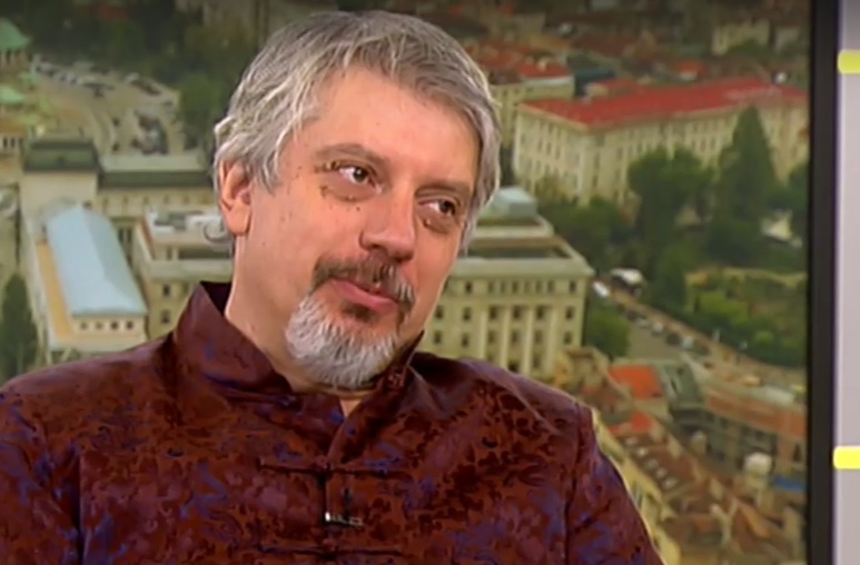 Проф. Николай Витанов: Оптимистичният сценарий е в края на август да имаме по 1500 новозаразени на ден