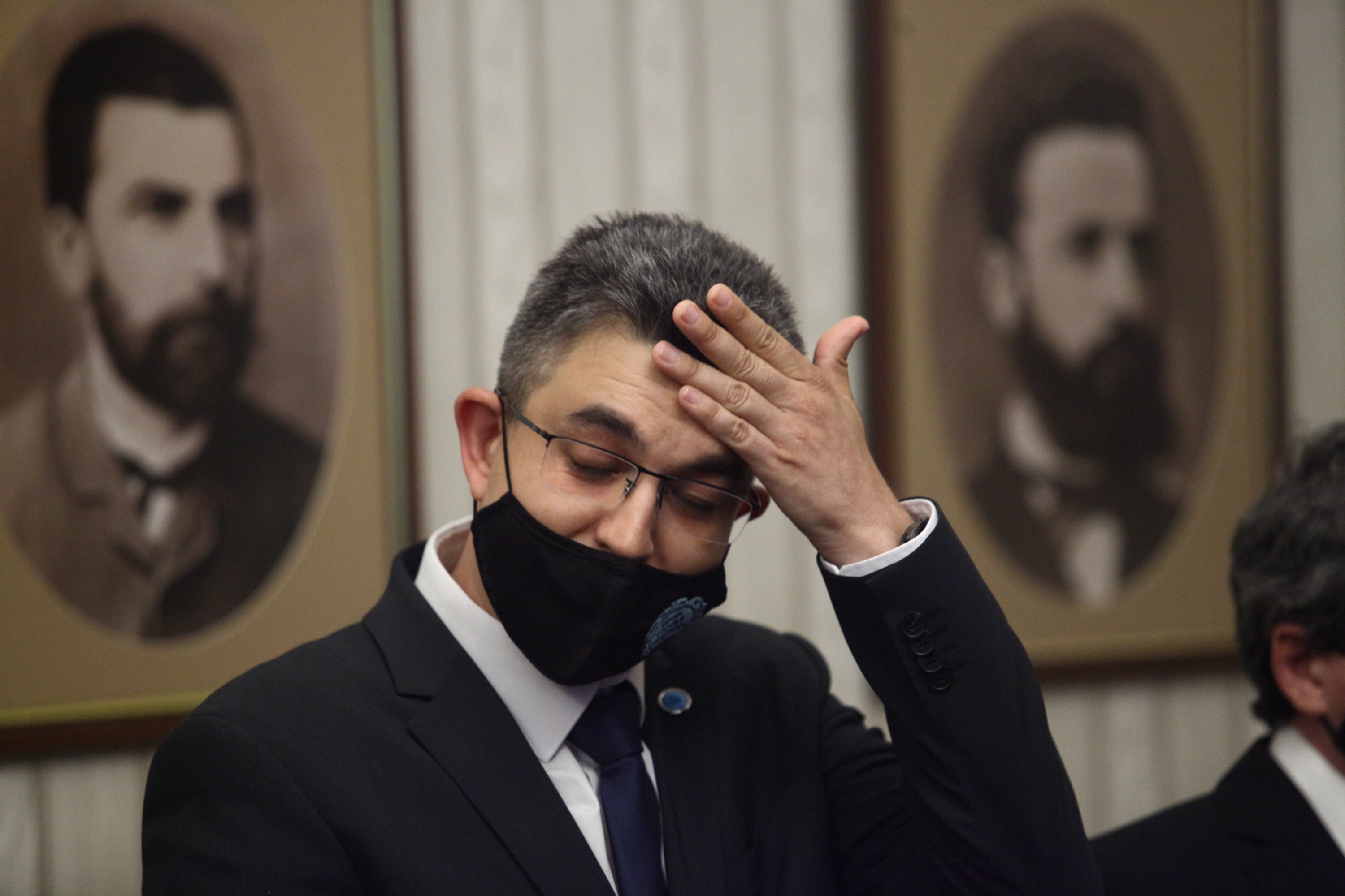 Философ, продавач на шнорхели е кандидат за премиер