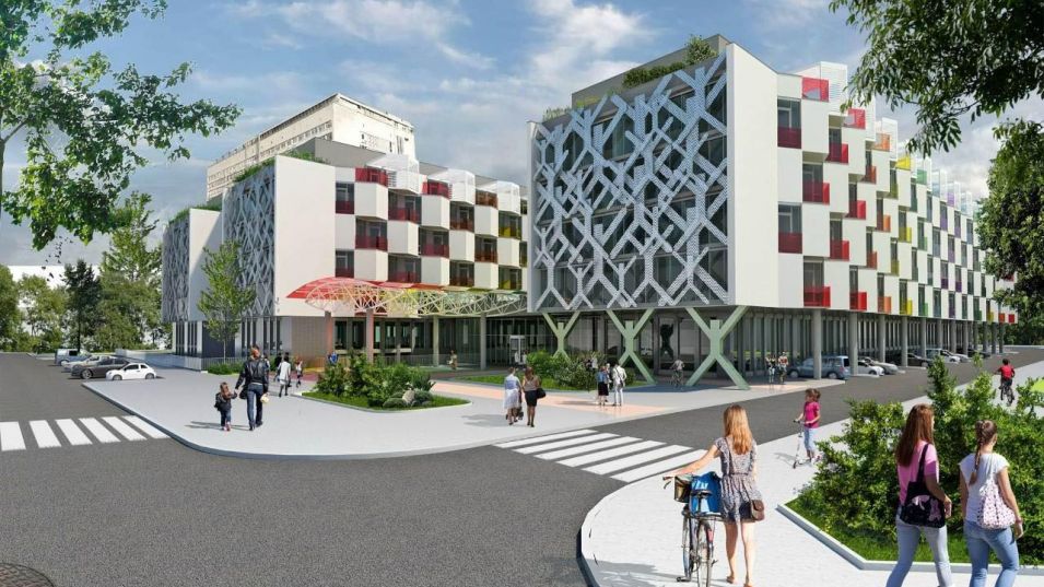 Граждани настояват за довършването на Националната детска болница в двора на Александровска