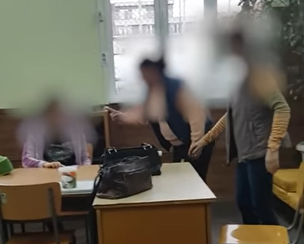 Скандален клип със закани на учителки за дете с увреждания