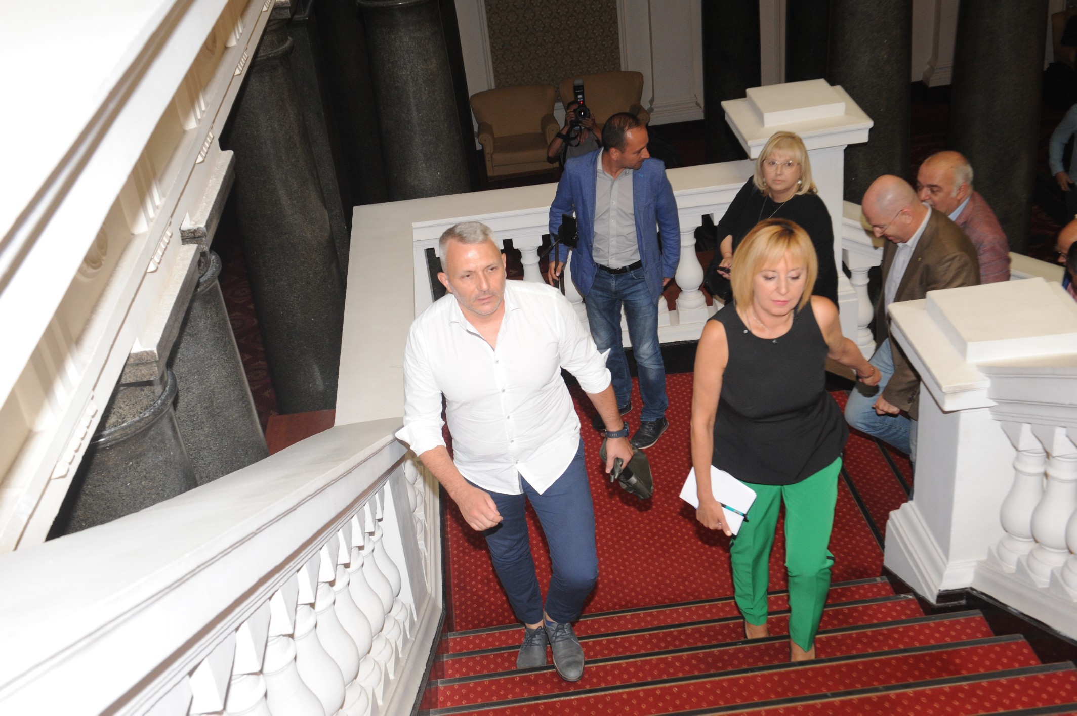 Манолова за кабинета на ИТН: Чухме имената, ще ги обсъдим