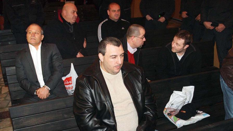 Свидетел по „Килърите“ оцеля в дъжд от куршуми (обзор)