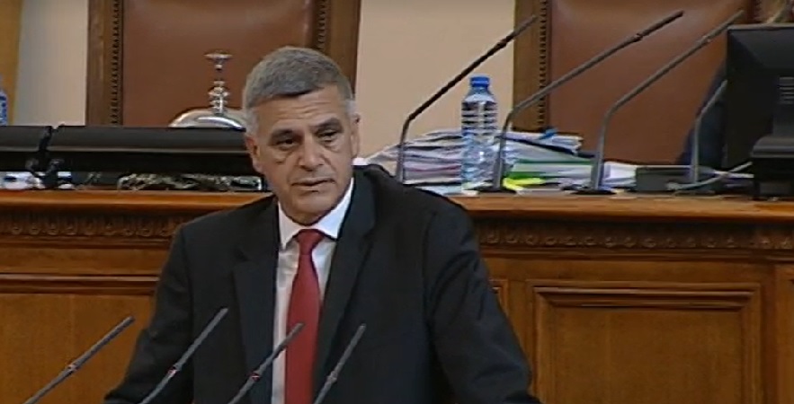 Стефан Янев: Министърът на енергетиката издаде заповед да се включи в енергийната система "Марица Изток 2"