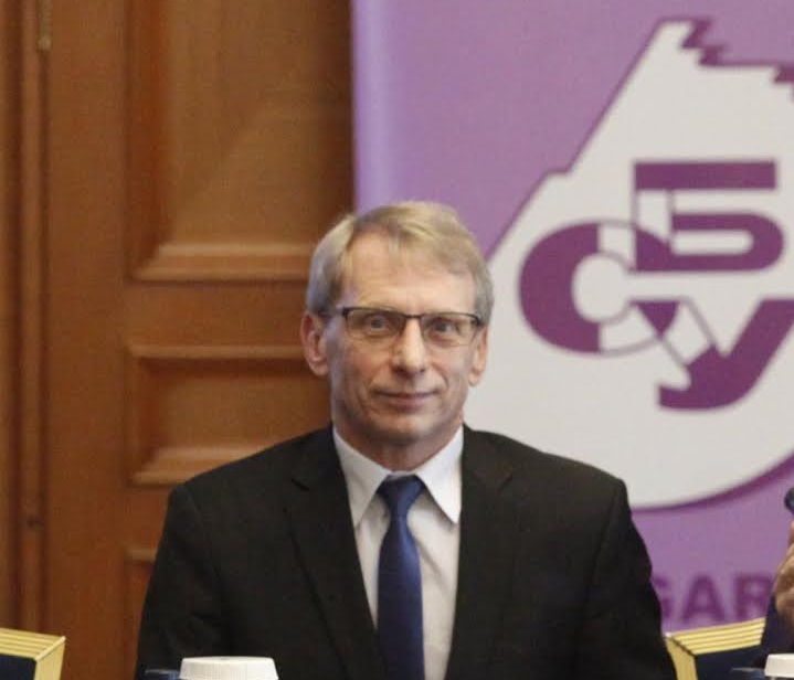 Николай Денков: Едва 30% от учителите са ваксинирали срещу COVID-19