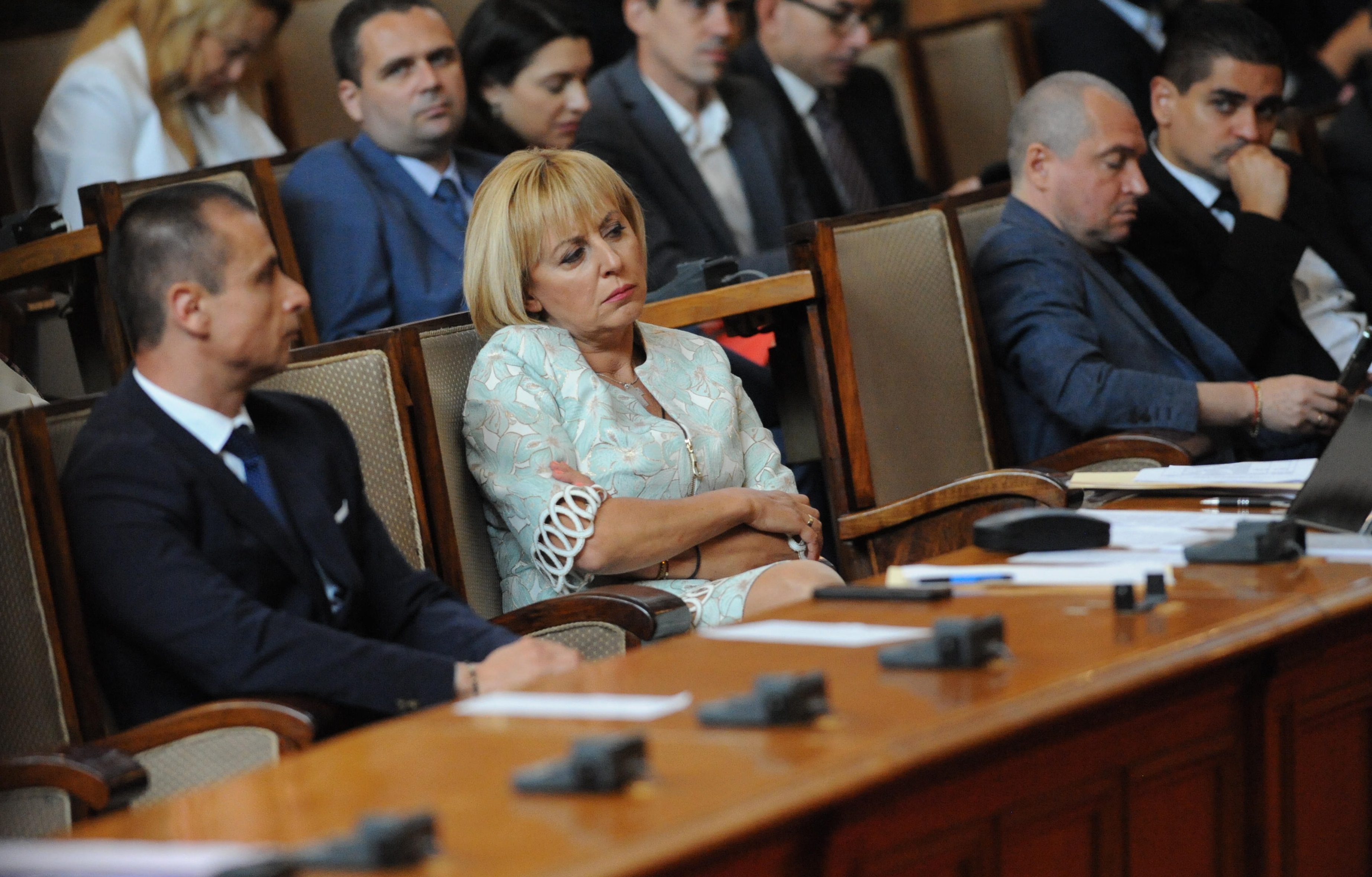 Манолова: ИТН участва в координирана атака срещу служебния кабинет с ГЕРБ и ДПС