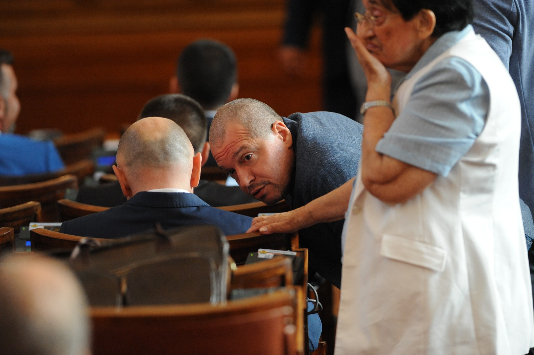 Тошко Йорданов за депутати от ДБ и ИБГНИ: Всичките са овъртолени като свински черва