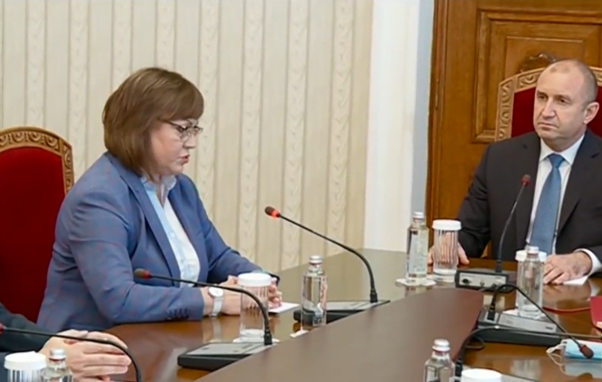 Нинова пред Радев: Ако третият мандат дойде при нас, ще търсим общите пресечни точки с  другите партии, без ГЕРБ и ДПС (ВИДЕО)