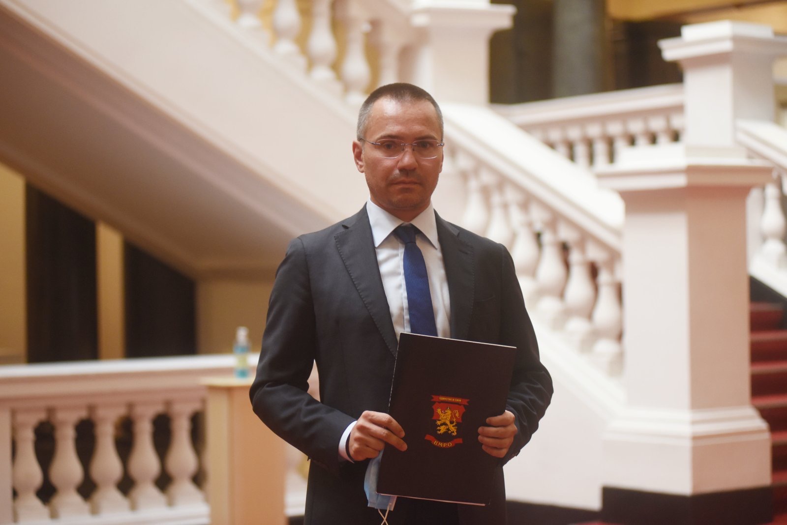 Джамбазки предложи на НС да приеме доброволните отряди