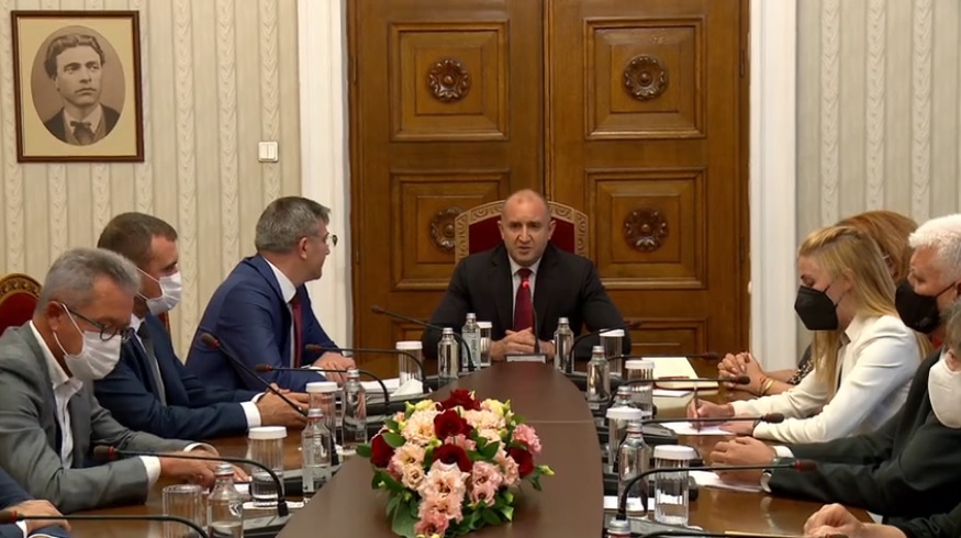 Карадайъ пред Радев: Безусловна и непотърсена подкрепа от наша страна няма да има (ВИДЕО)